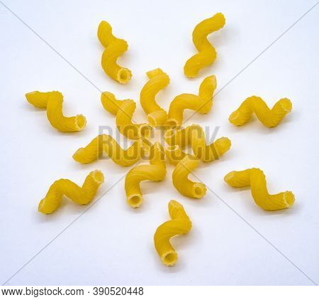 Spiral Macaroni, Macaroni Patterns, Swirls Of Macaroni On A White Background