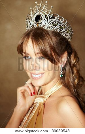 Moskva - NOV 30: Daria Konovalova od Jaroslavl - ruský krása - vítěze soutěže 2010, 30 listopad 201