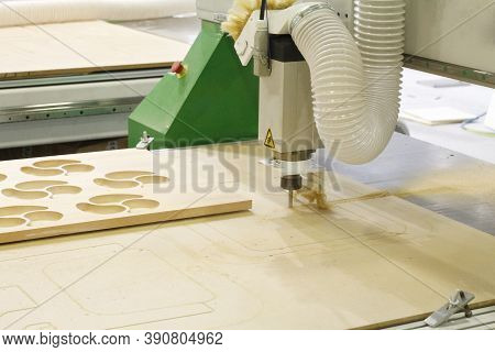 Cnc Milling Machine. Machine For High-quality Milling And Engraving Surfaces Of Parts. Milling And E