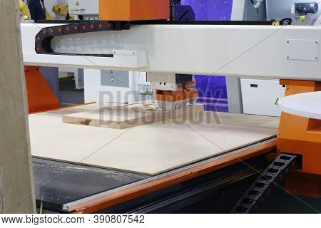 Cnc Milling Machine. Machine For High-quality Milling And Engraving Surfaces Of Parts. Milling And E