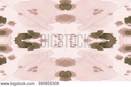 Nude Ocelot Artwork. Beige Retro Leopard Fur Pattern. Fashion Camouflage Fabric Design. Seamless Spo