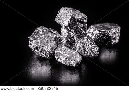 Tantalum Or Tantalum Is A Chemical Element, Ore For Industrial Use, Resistant To Corrosion, Ore For 