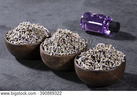 Lavandula - Lavender Essential Oil Glass Bottle With Dried Lavender Flowers