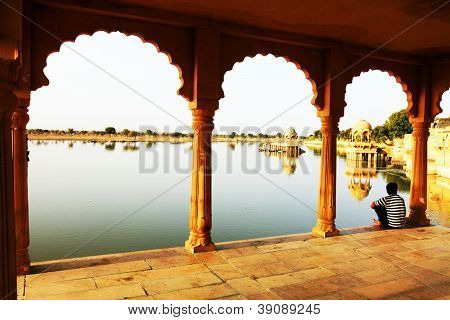 Gadisagar jezero, Jaisalmer, Indie
