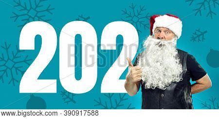 Emotional Santa Claus Greeting With New Year 2021 And Christmas. Caucasian Man In Traditional Costum