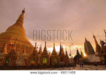 Shwedagon pagoda