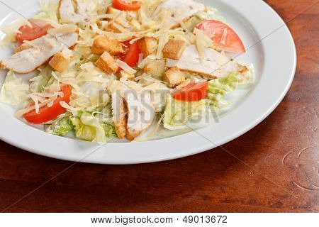 Salada César com filé de frango 