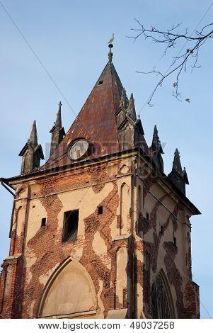 Ruined Tower Chapelle
