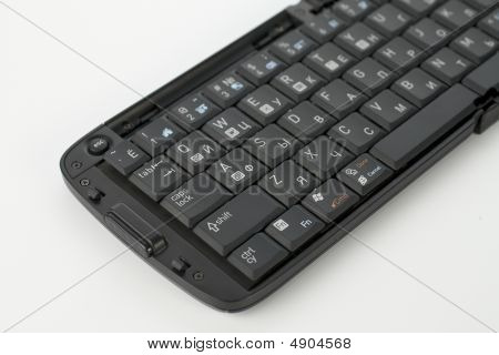 black keyboard