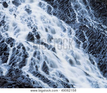 Cascade waterfall lav vinkel view