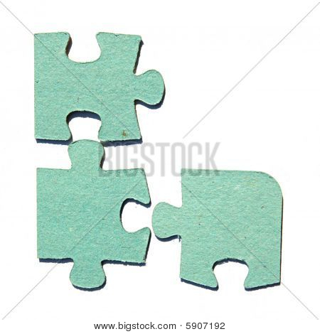 lepenkové zelená puzzle izolované na bílém pozadí