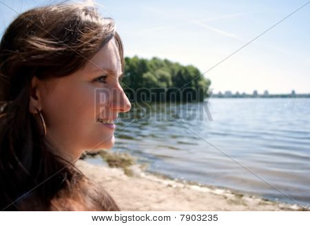 Meisje op het strand