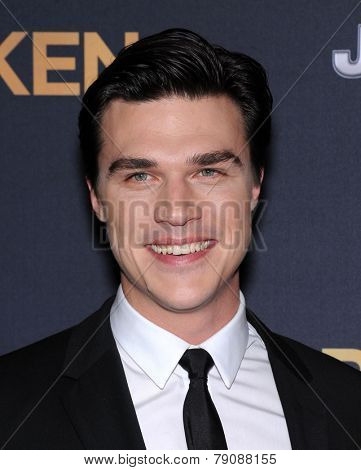 LOS ANGELES - DEC 15:  Finn Wittrock arrives to the 