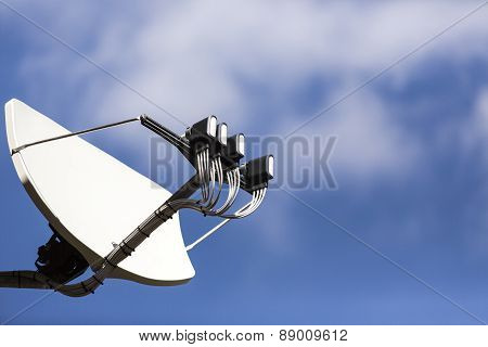 Big Satellite Dish With Multifeed Lnb
