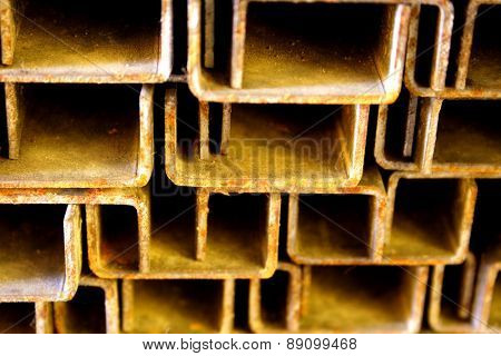 Metal tube
