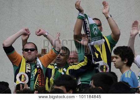 ISTANBUL, TURKEY. 20 MAY 2009. The UEFA Cup Final played in the Sukru Saracolu Stadium, between Werder Bremen from Germany and Shakhtar Donetsk from Ukraine. 