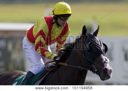 LINGFIELD PARK, ENGLAND. 04 SEPTEMBER 2009. Kieren Fallon of Ireland returns to horse racing after serving a drugs suspension imposed by the French Authorities.