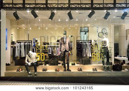 BANGKOK, THAILAND - JUNE 20, 2015: shopping center interior. Shopping centres such as Siam Paragon, Central World Plaza, Emperium, Gaysorn and Central Chidlom become shopping Mecca for shopaholics