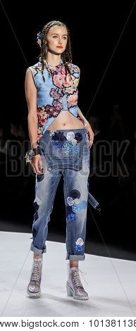 Desigual Ss 2106