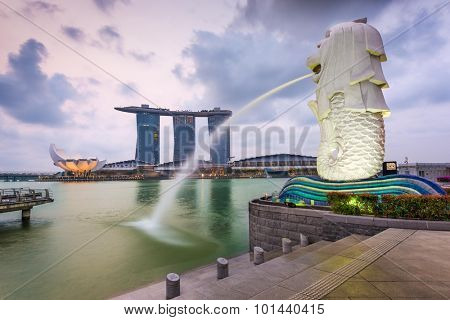 SINGAPORE - SEPTEMBER 6, 2015: The Merlion fountain at Marina Bay. The merlion is a marketing icon used as a mascot and national personification of Singapore.
