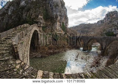 Kokoris Stone Bridge, Zagorohoria, Greece
