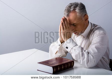 Concept for religion and prayer