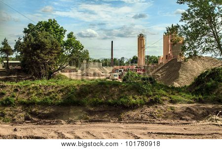 Construction of an industrial facility
