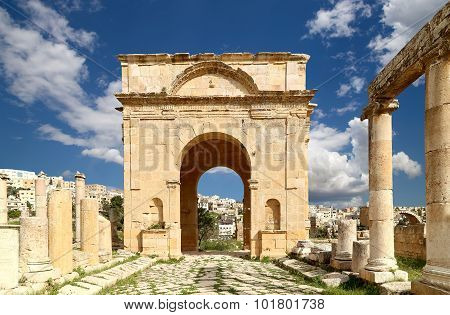 Roman Ruins In The Jordanian City Of Jerash (gerasa Of Antiquity)