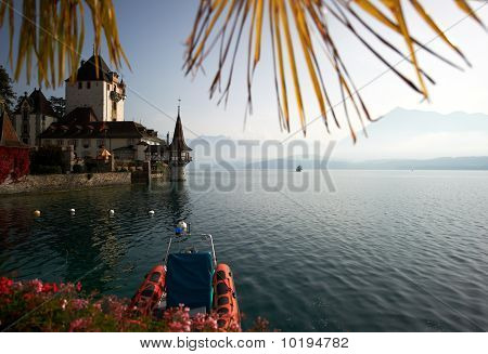 Castello Oberhofen Am Thunersee
