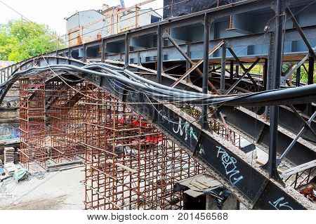 Odessa, Ukraine - October 11, 2016: Bridge Repair. Metallicheskie Support Of The Bridge. Carried Out