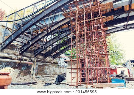 Odessa, Ukraine - October 11, 2016: Bridge Repair. Metallicheskie Support Of The Bridge. Carried Out