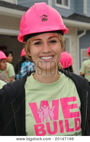 LOS ANGELES - 14 maj: Allison Haislip på Habitat for menneskeheden kvinders Empowerment bygge på Carl