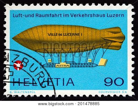 SWITZERLAND - CIRCA 1975: A stamp printed in Switzerland shows Astra airship Ville de Lucerne, 1910, circa 1975.