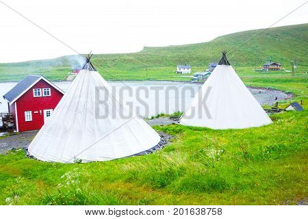 Nordic tipis rent in Norway next to the sea