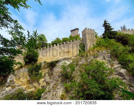 San Marino - Fortress On The Rock