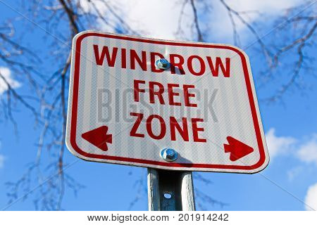 Windrow Free Zone Sign In The City