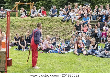 Outdoor Theater For Kids
