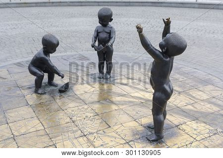 Kiev, Ukraine - November 11, 2018: Children's Monument To The Founders Of Kiev On Poshtova Square. T
