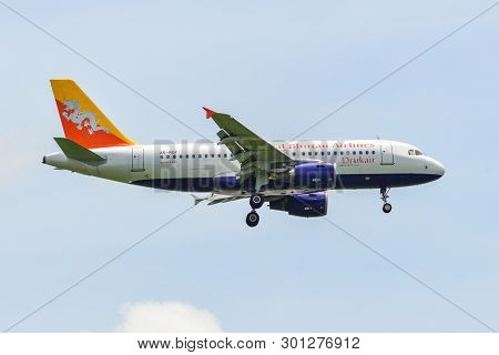 Bangkok, Thailand - Sep 17, 2018. A5-rgf Druk Air (royal Bhutan) Airbus A319 Landing At Bangkok Suva