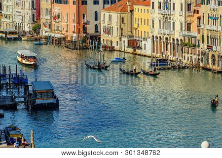 Venice, Italy - October 23, 2018: Top View Of Grand Canal From Roof Of Fondaco Dei Tedeschi