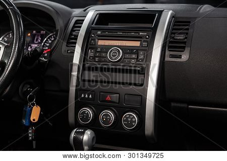 Novosibirsk, Russia - May 15, 2019:  Nissan Xtrail,close-up Of The Dashboard, Adjustment Of The Blow