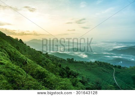 Kerala Natural Beauty, Top View Of Palakkayam Thattu Beautiful Place To Enjoy Weekends Adventure Par