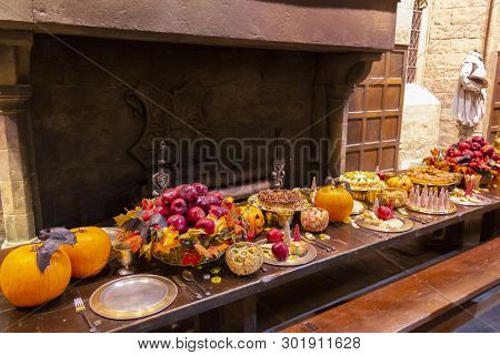 London, Uk; October 23, 2013; Warner Bros Studios London Tour, With The Sets And Original Material O