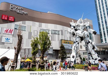 Tokyo, Japan - April 28, 2019, The Unidentified Traveler Look At Rx-0 Unicorn Gundam Statue In Norma