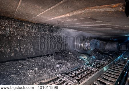 Extraction Of Coal By Underground Method. Coal Shearer.