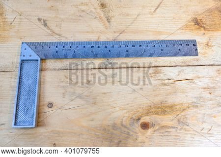 Ang Bracket In Metal On Wooden Bench