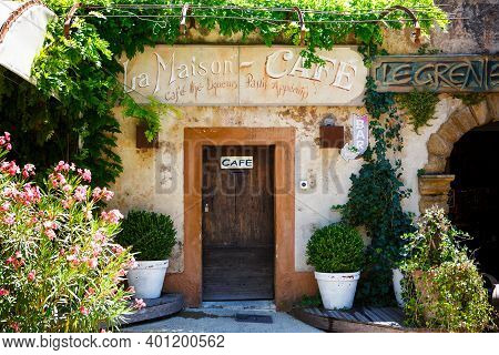 Gordes, France - July 15, 2014: Cozy Cafe With Provancal Food And Drinks Like Pastis. Provencal Stre