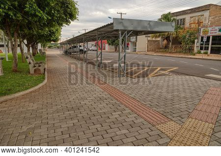 Cassilandia, Mato Grosso Do Sul, Brazil - 12 21 2020: Taxi Stand In Sao Jose Square In The Center Of