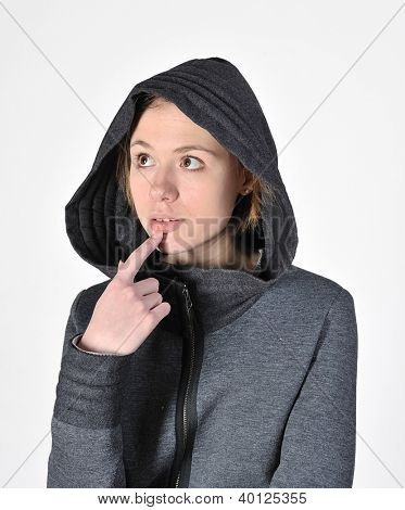 Hood görünümlü Dış Saha kız portresi