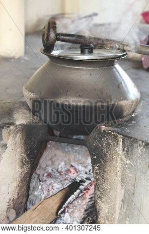Kettle On The Fire Traditional Rural Cooking